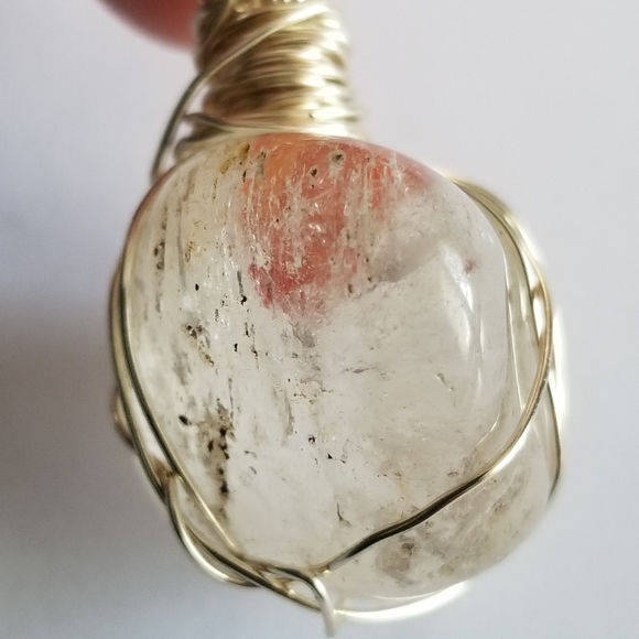 Handmade wire wrapped pendant clear stone with inclusions silver tone - Picture 2 of 16
